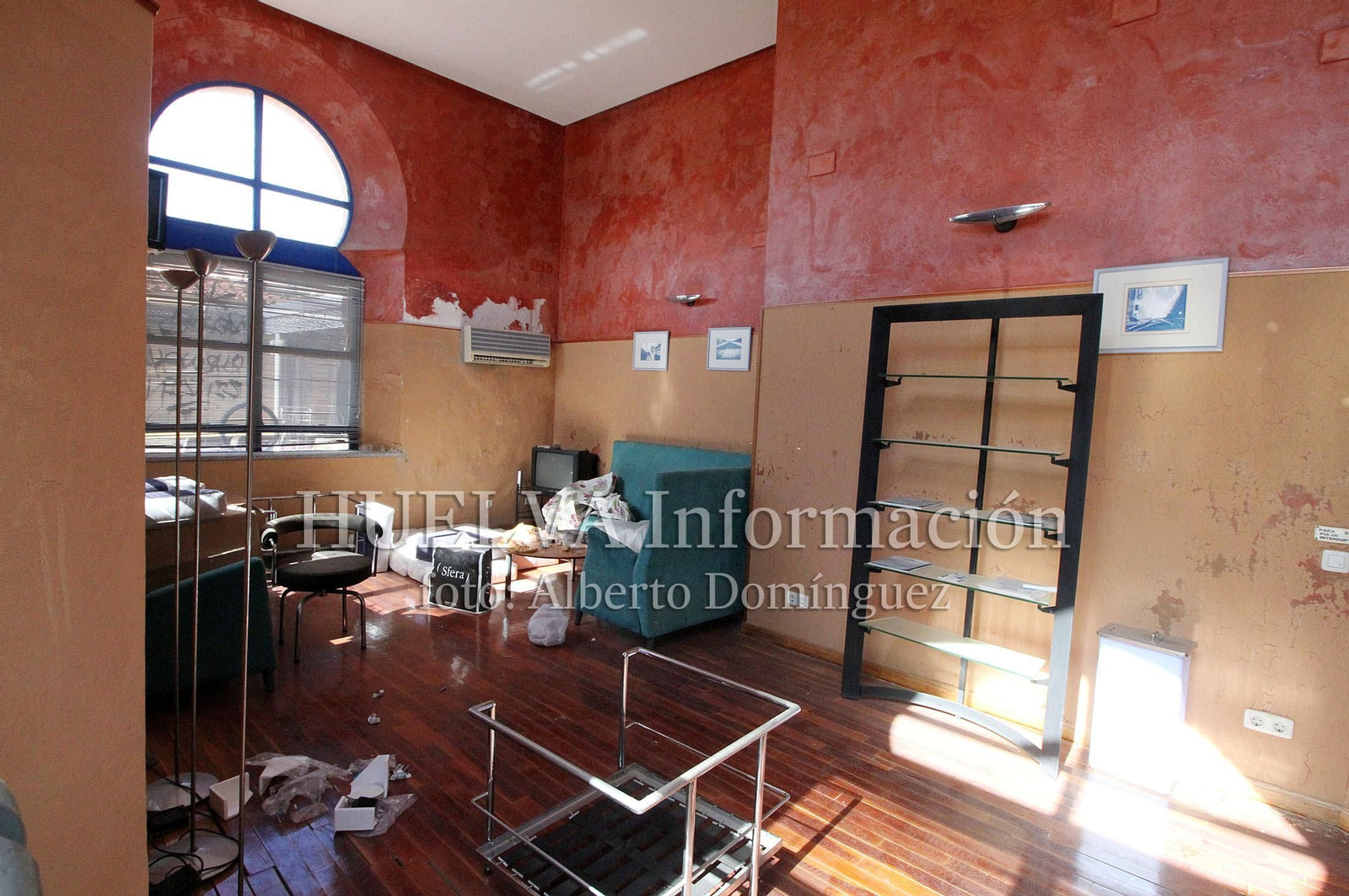 Imágenes del estado actual de la antigua Estación de Tren de Huelva