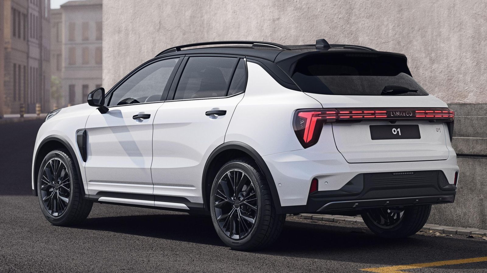 En septiembre del año pasado, Lynk & Co actualizó el diseño y la tecnología utilizada en su primer modelo, el 01, que pasó ya a venderse sólo como híbrido enchufable.