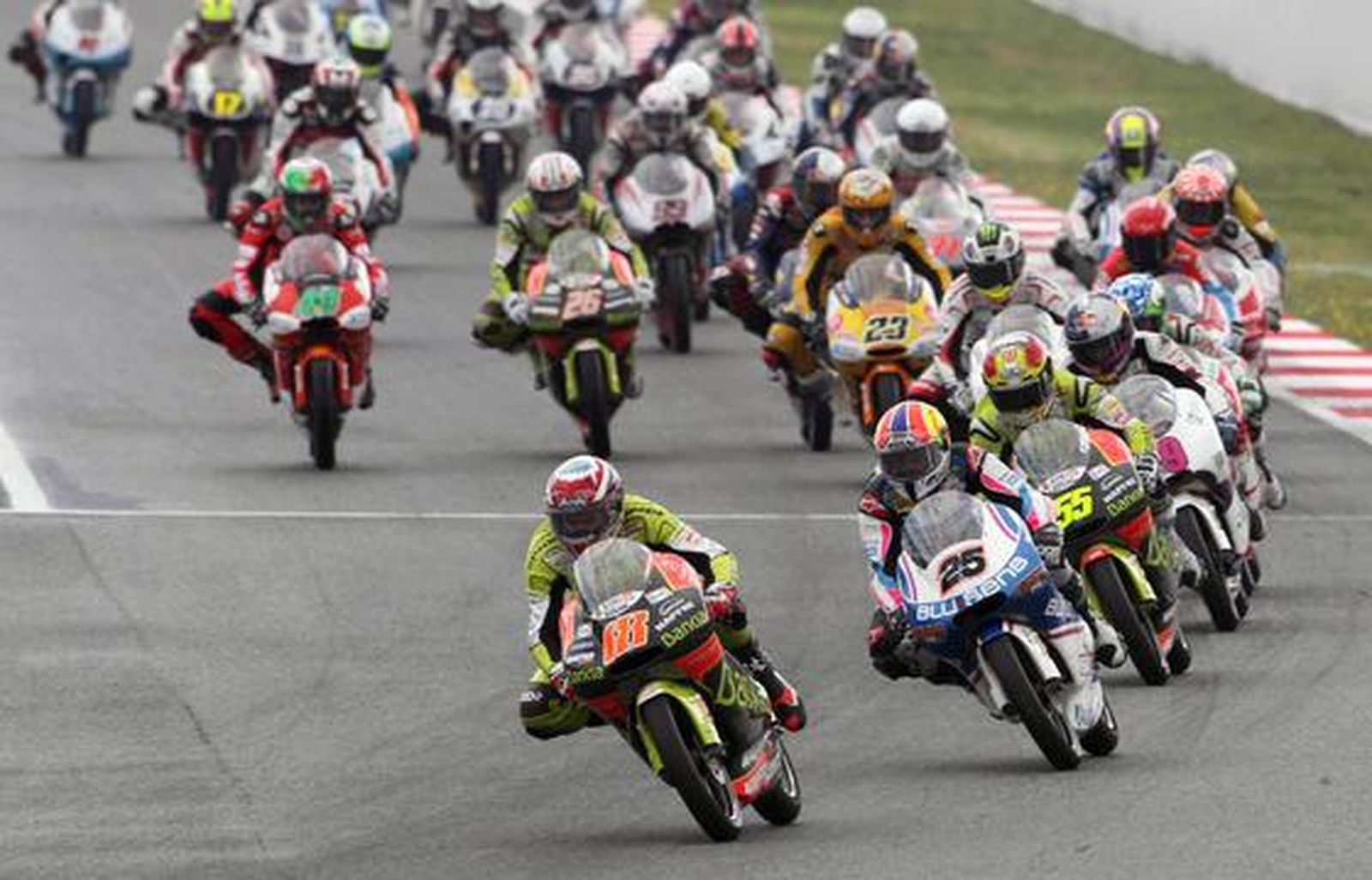 Nico Terol vence en Montmeló y sigue intratable en 125cc. / EFE