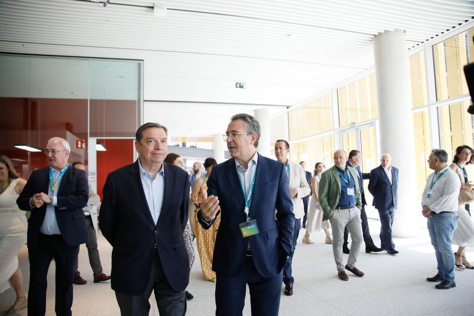 El ministro de Agricultura, Pesca y Alimentación, Luis Planas, visita el Centro Tecnológico Financiero del Grupo Cajamar en el Parque Científico-Tecnológico de Almería (PITA), en imágenes