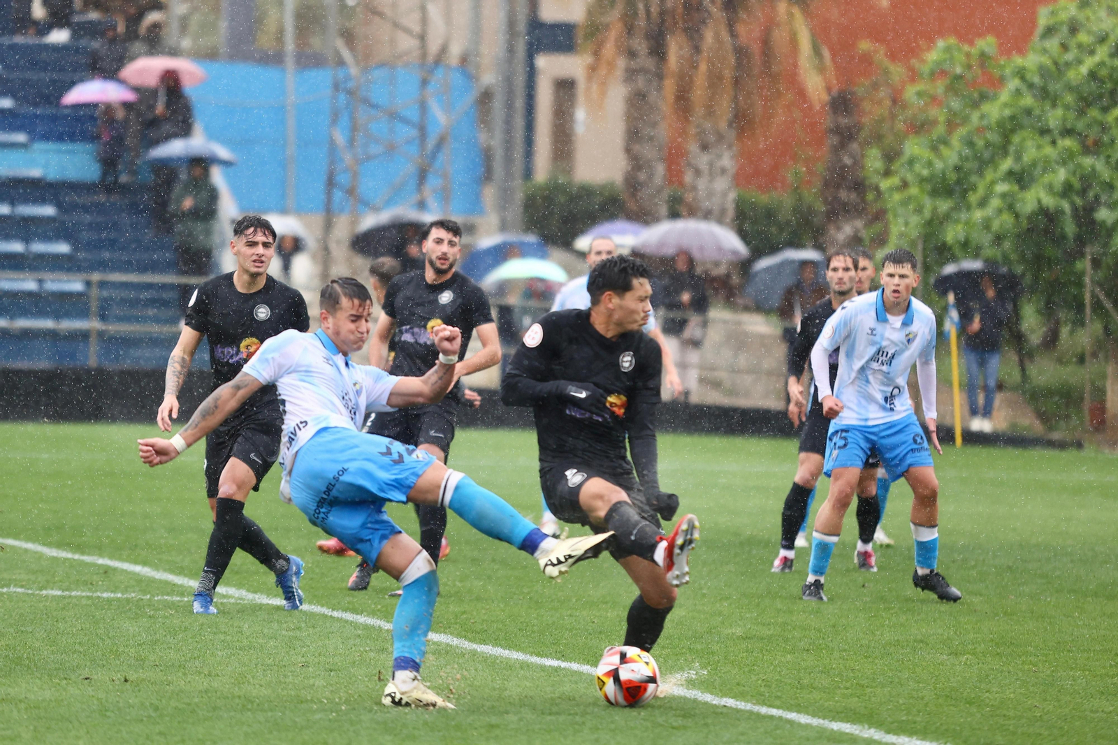 Loren Juarros, presente en el triunfo del Atlético Malagueño ante el Málaga City