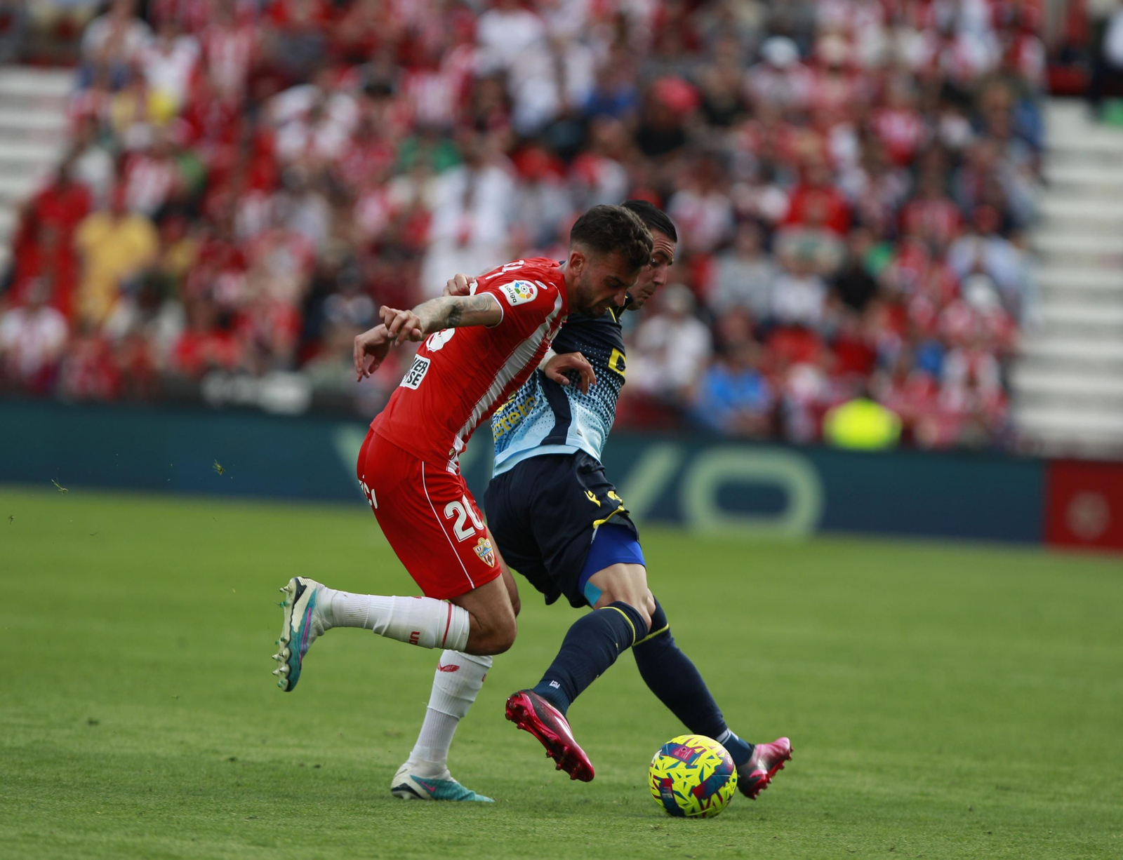 Imágenes del partido de la Liga Santander U.D. Almería-Cádiz C.F.
