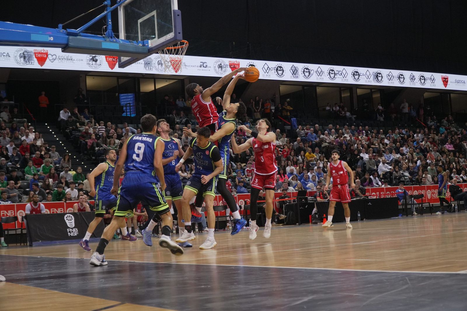 El triunfo jiennense estuvo basado en la defensa y el dominio del rebote.
