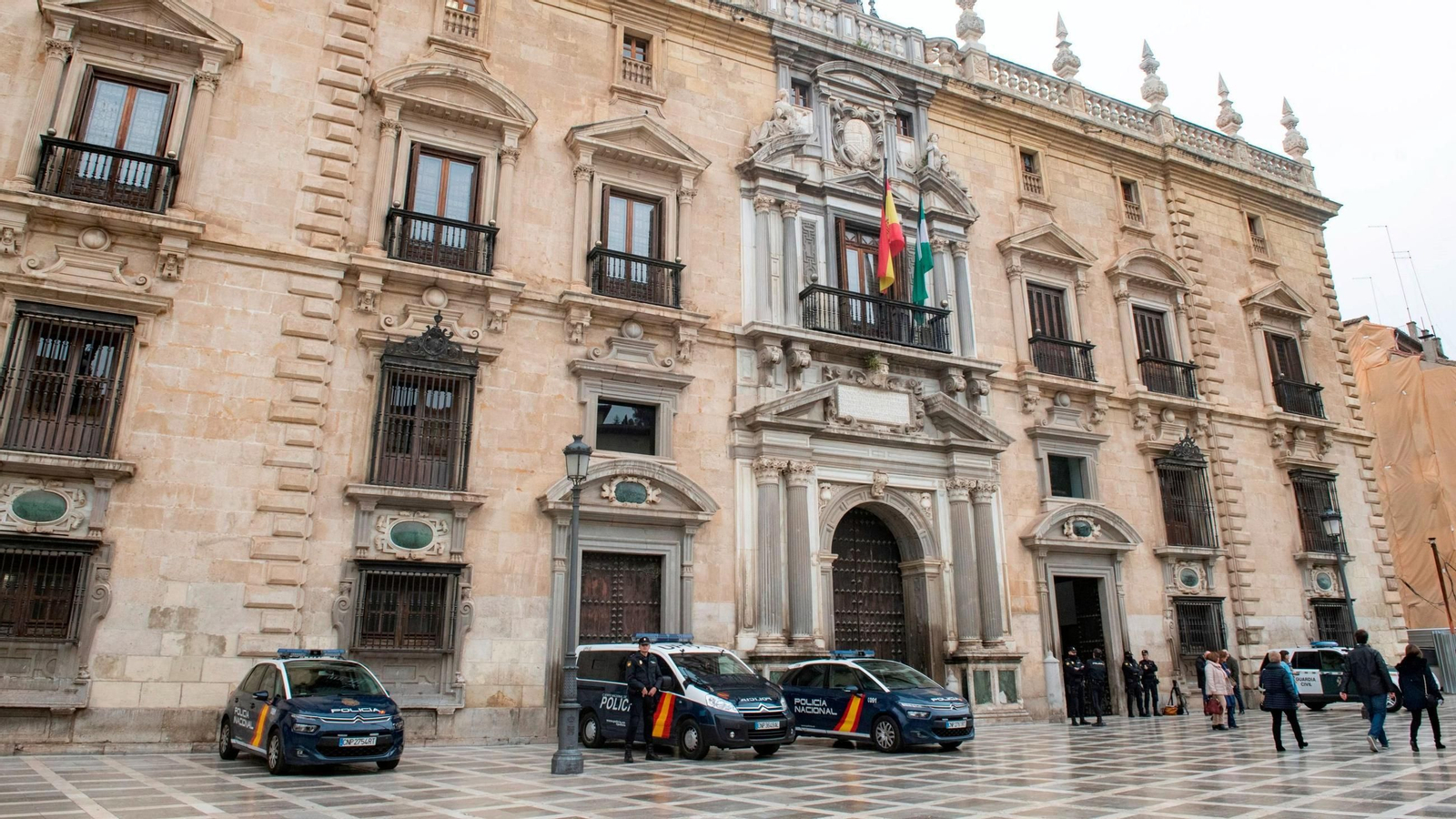 Imagen de archivo de la fachada del edificio del Tribunal Superior de Justicia de Andalucía y de la Audiencia Provincial de Granada.