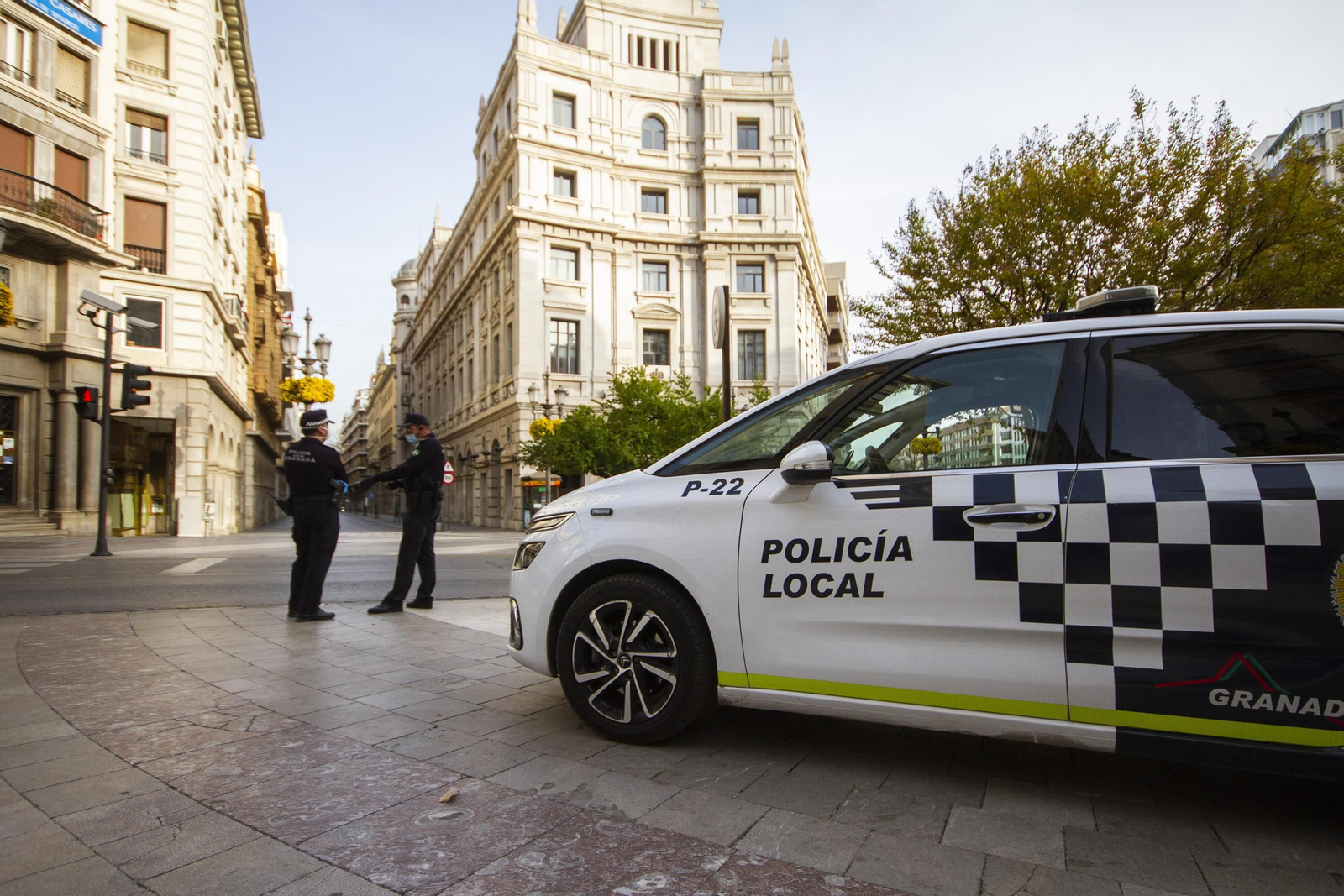 Refuerzo a las plantillas de Policía Local y de Bomberos de Granada hasta 2023