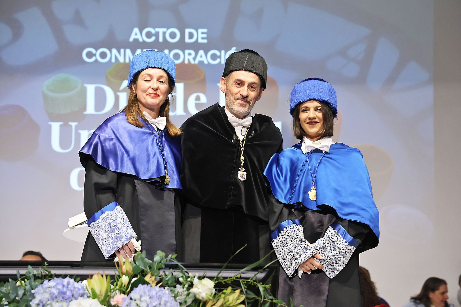 Fotografías de la investidura de los nuevos doctores y doctoras en el acto del 3 de marzo de la universidad de Huelva