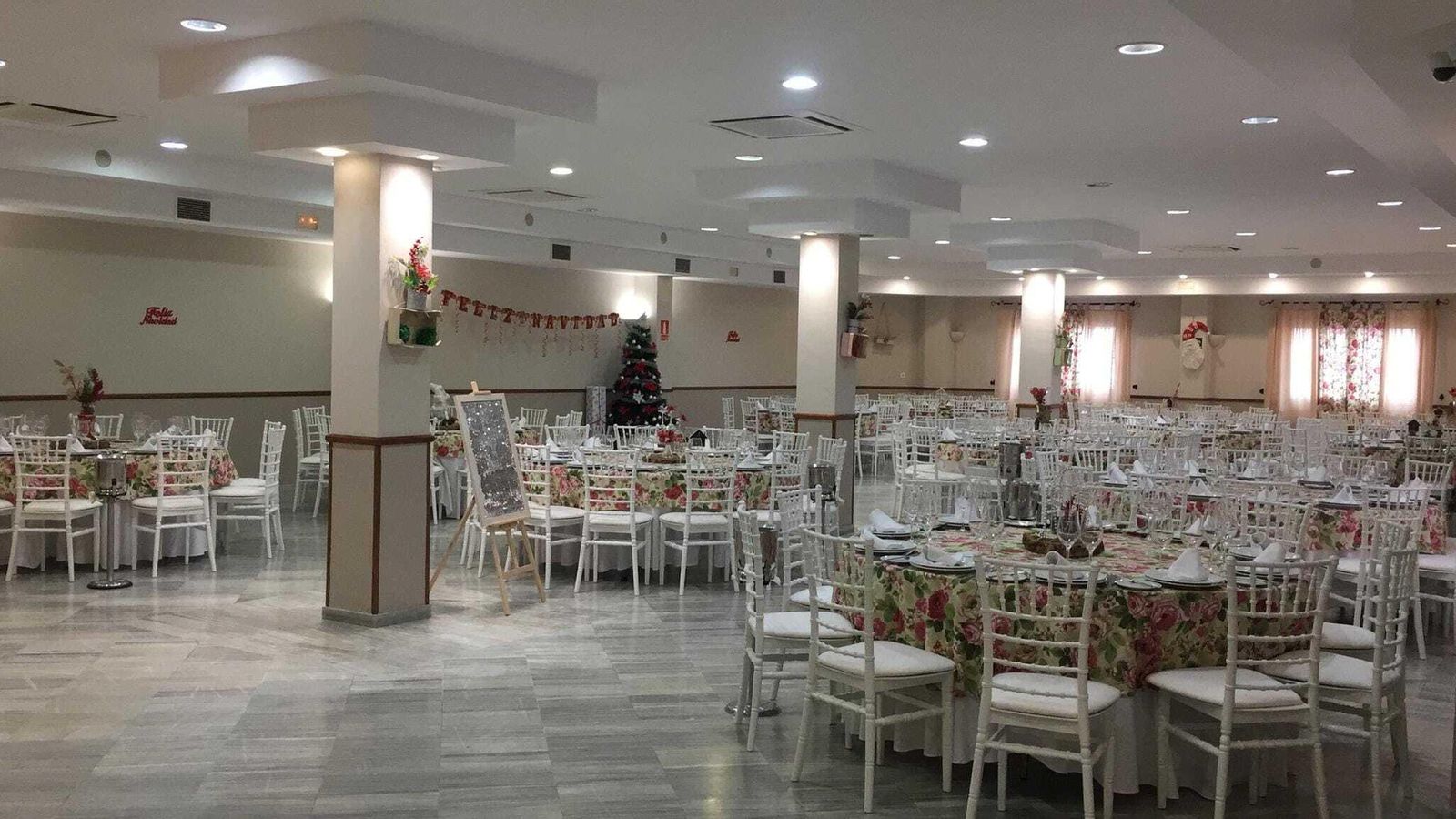 El salón de la Aldea de El Copo.