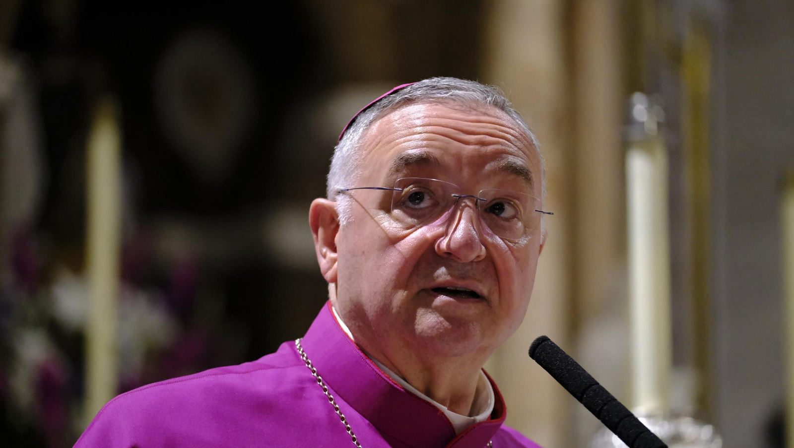 Estudiantes en la Semana Santa de Almería 2025