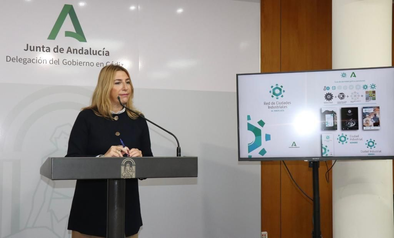 La delegada territorial de Economía , Hacienda y Fondos Europeos y de Política Industrial y Energía, Inmaculada Olivero