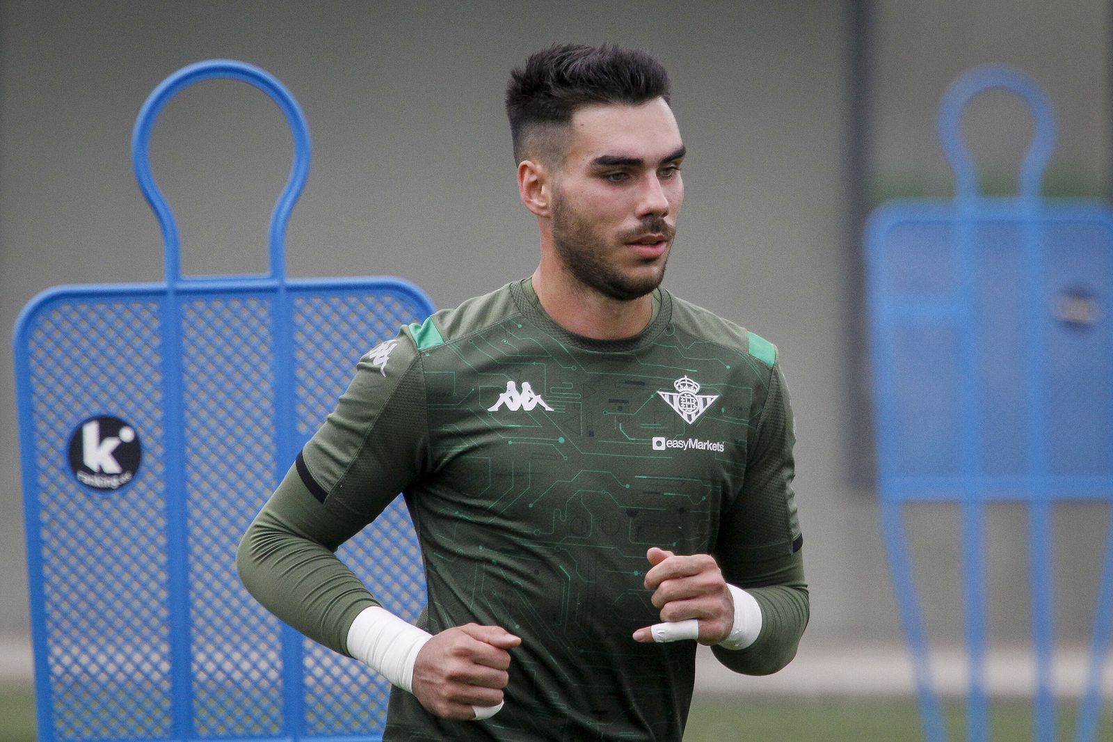 Dani Martín, en un entrenamiento con el Betis.