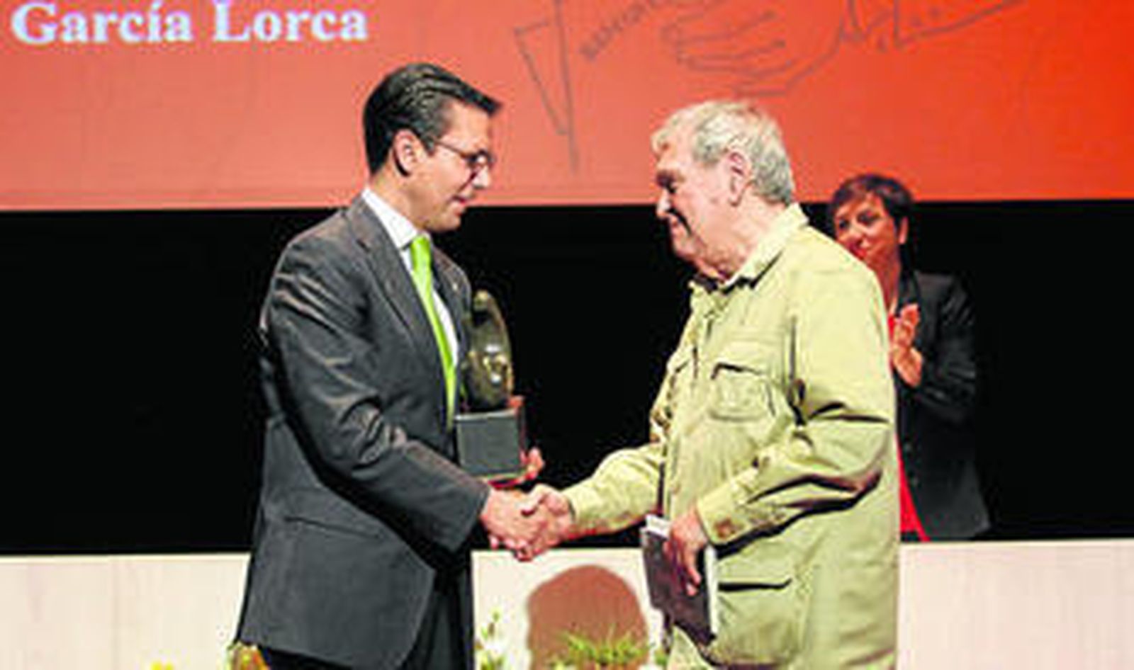 "No sabemos lo que es la poesía, pero la reconocemos cuando aparece"