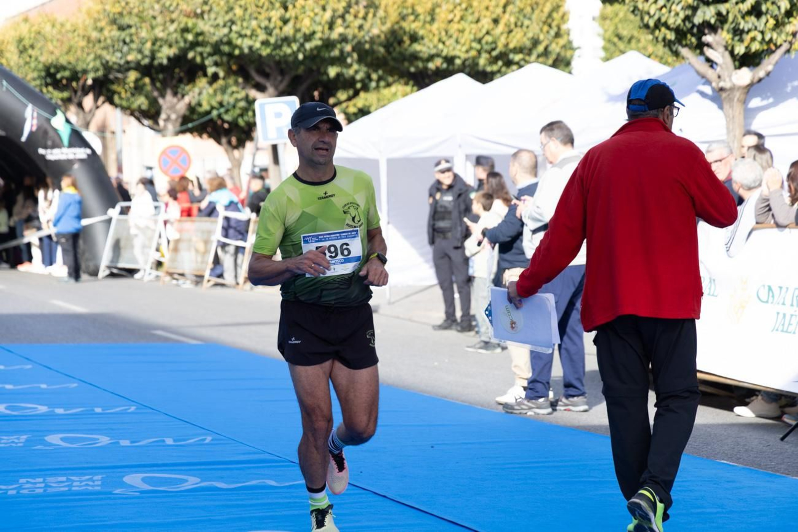En imágenes: multitudinaria e histórica XXIX Media Maratón 'Ciudad de Jaén' y 10k en memoria de Paco Manzaneda (2)
