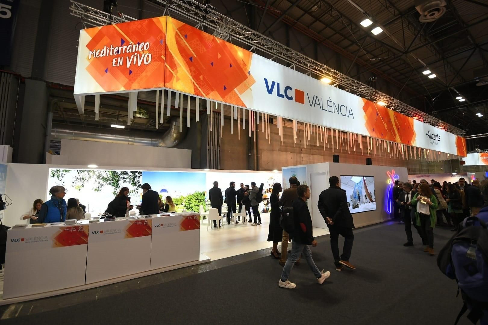 Vea cómo ha sido el primer día de FITUR en imágenes