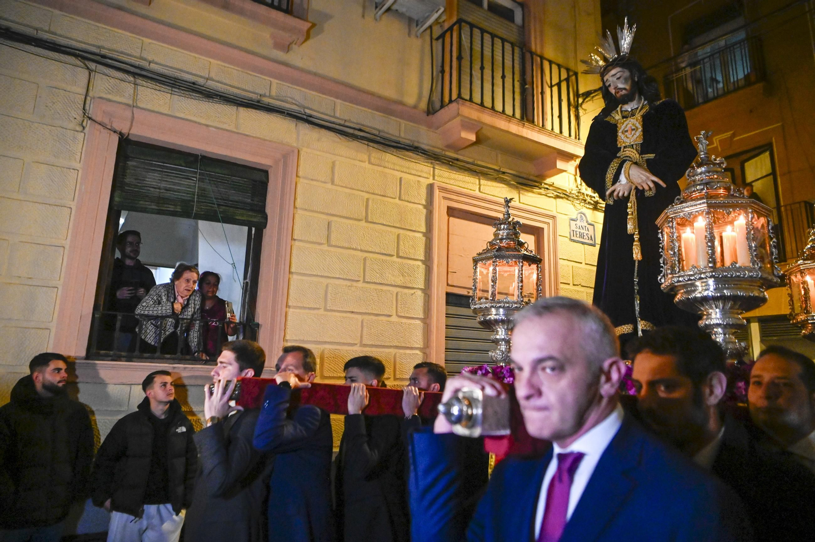 Fotogalería: Multitudinario Traslado del Señor del Rescate tras la Misión Escolar 2025