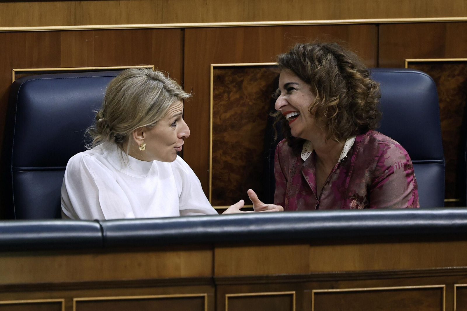Las ministras de Trabajo y Hacienda, Yolanda Díaz y María Jesús Montero, en el Congreso.