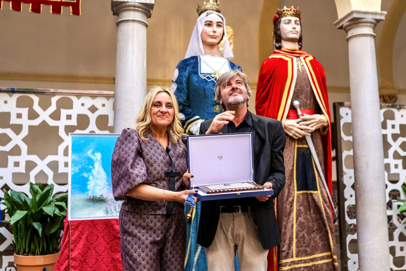 Las mejores imágenes del pregón que marca el inicio de "los días más grandes de Granada"