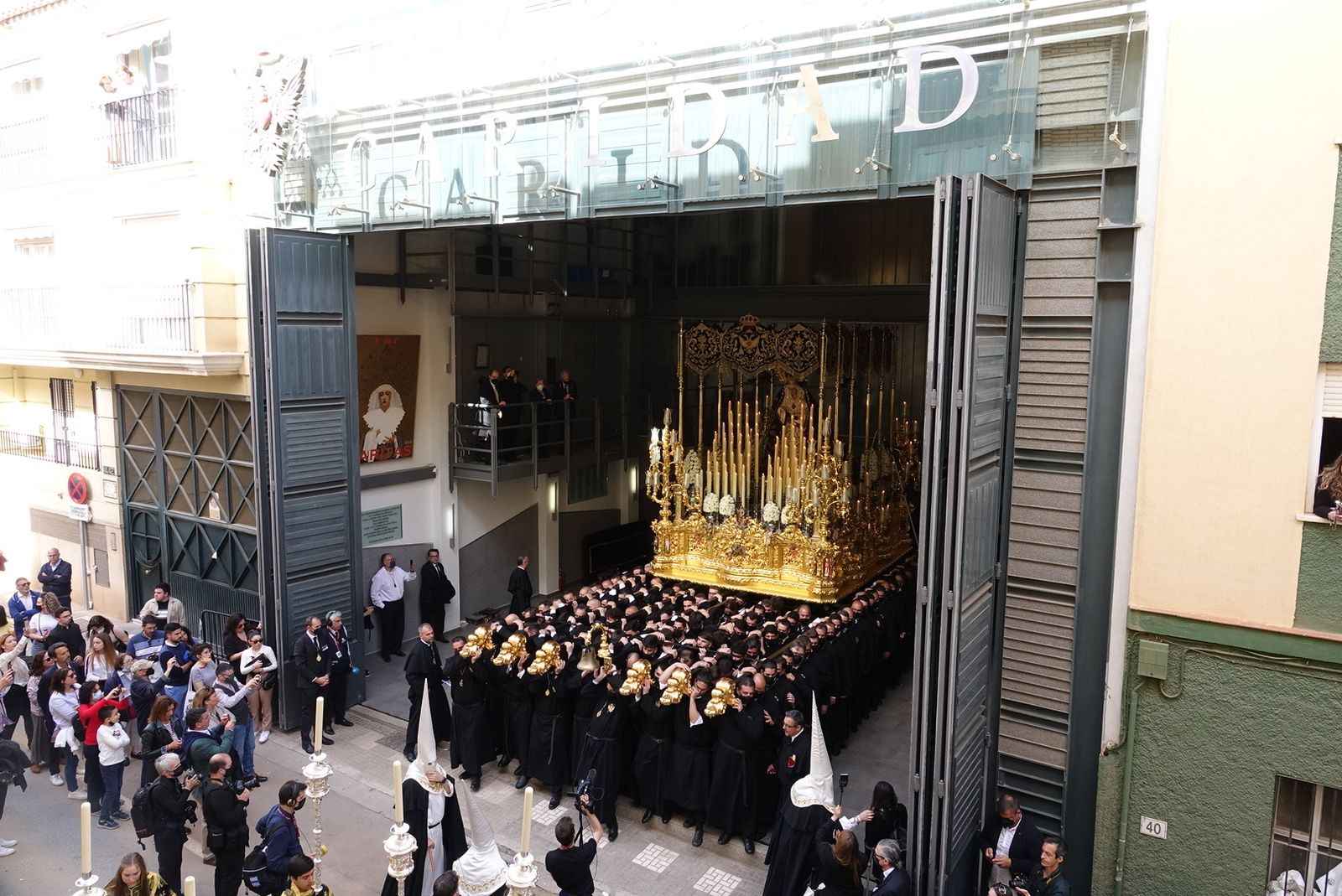Las fotos de la cofradía del Amor, en el Viernes Santo de Málaga