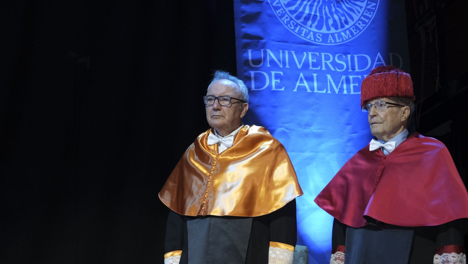 Imágenes de la investidura como Doctor Honoris Causa de la UAL, de Paco Cosentino.