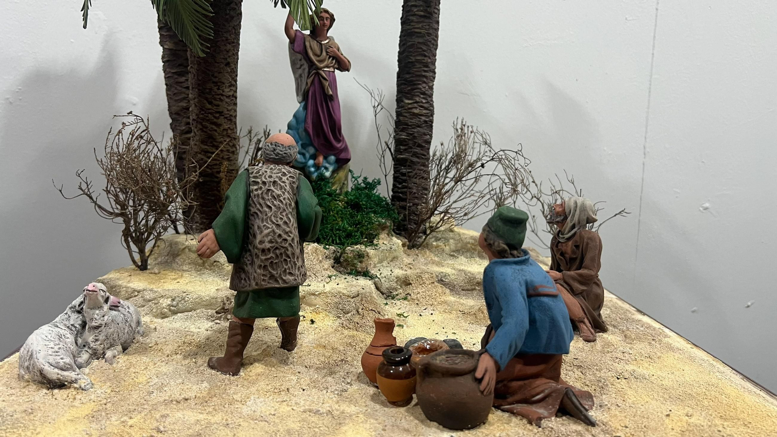 Fotos de la exposición belenista por el 25 aniversario de la asociación Oro, Incienso y Mirra en Algeciras