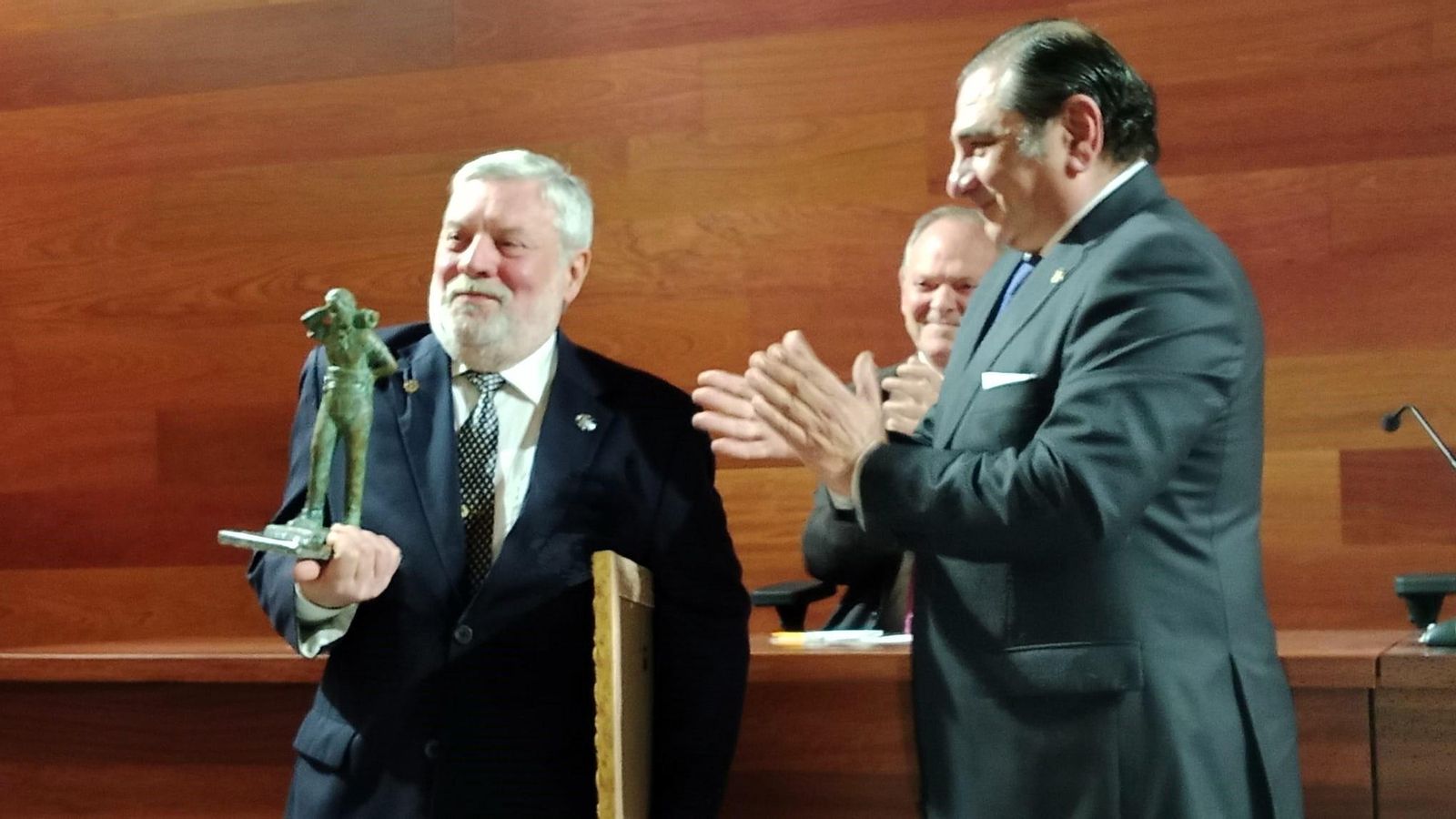 Entrega del título de Cargador Distinguido a Pepe El Mellao en San Fernando