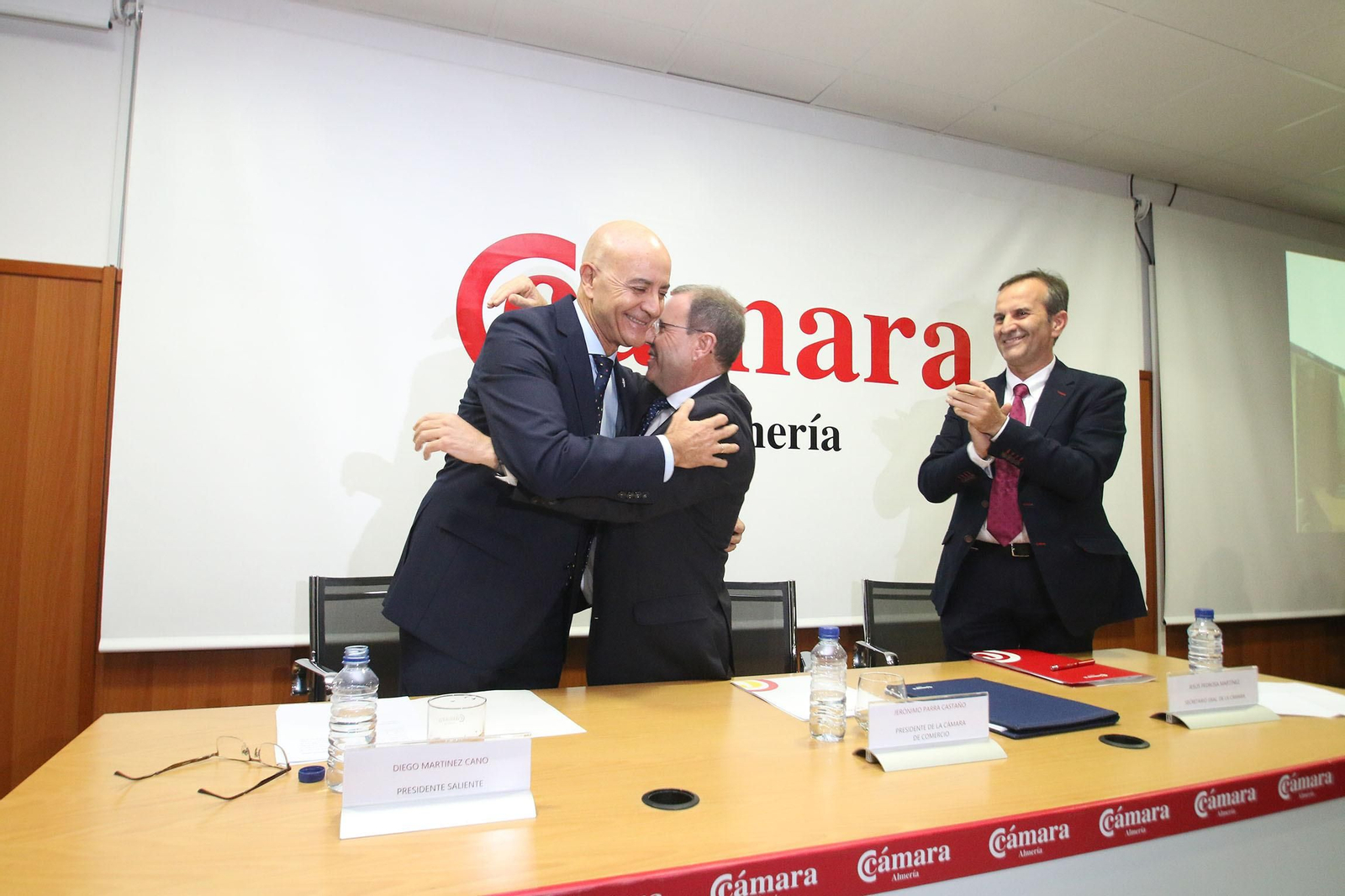 Fotogalería de la toma de posesión de Jerónimo Pérez como presidente de la Cámara de Comercio