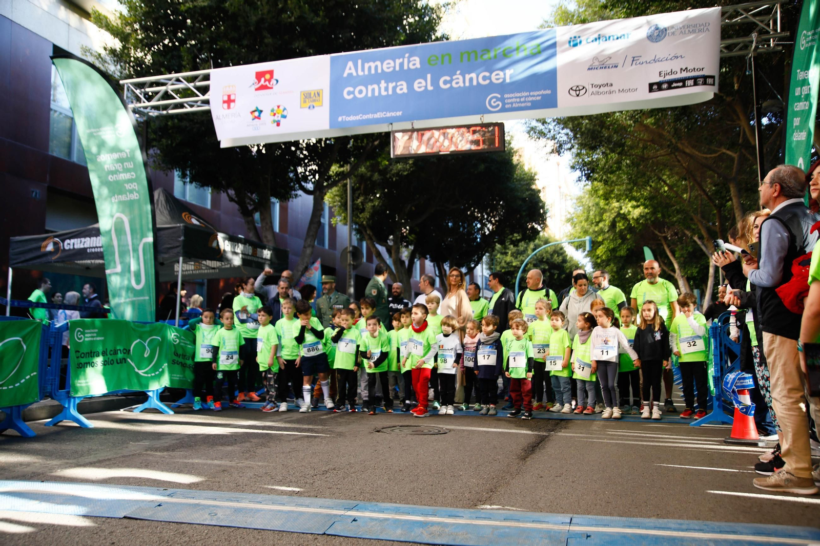 Imágenes de la Carrera contra el Cáncer de Almería