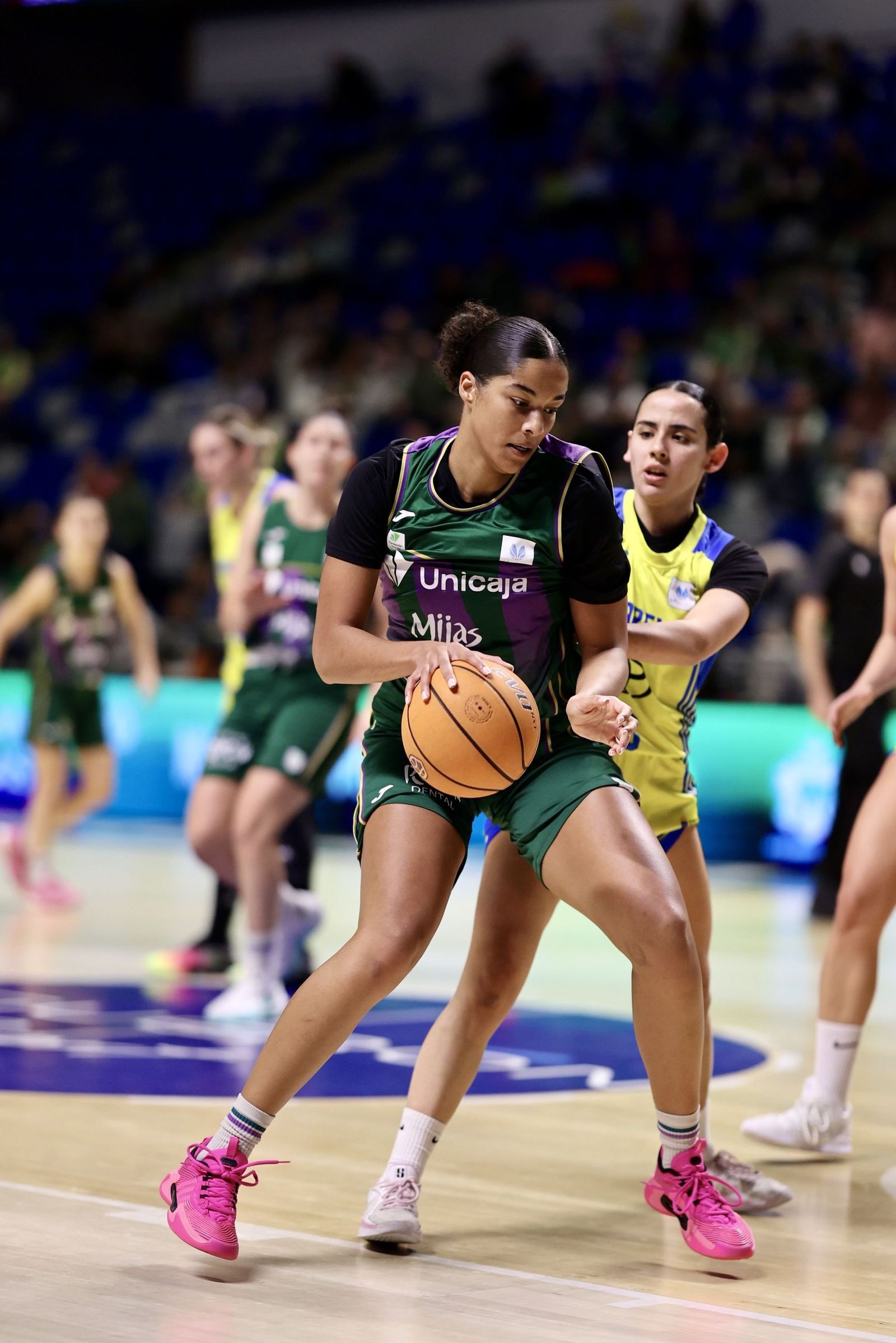 El Unicaja Mijas se da un festín en su visita al Carpena (78-46)