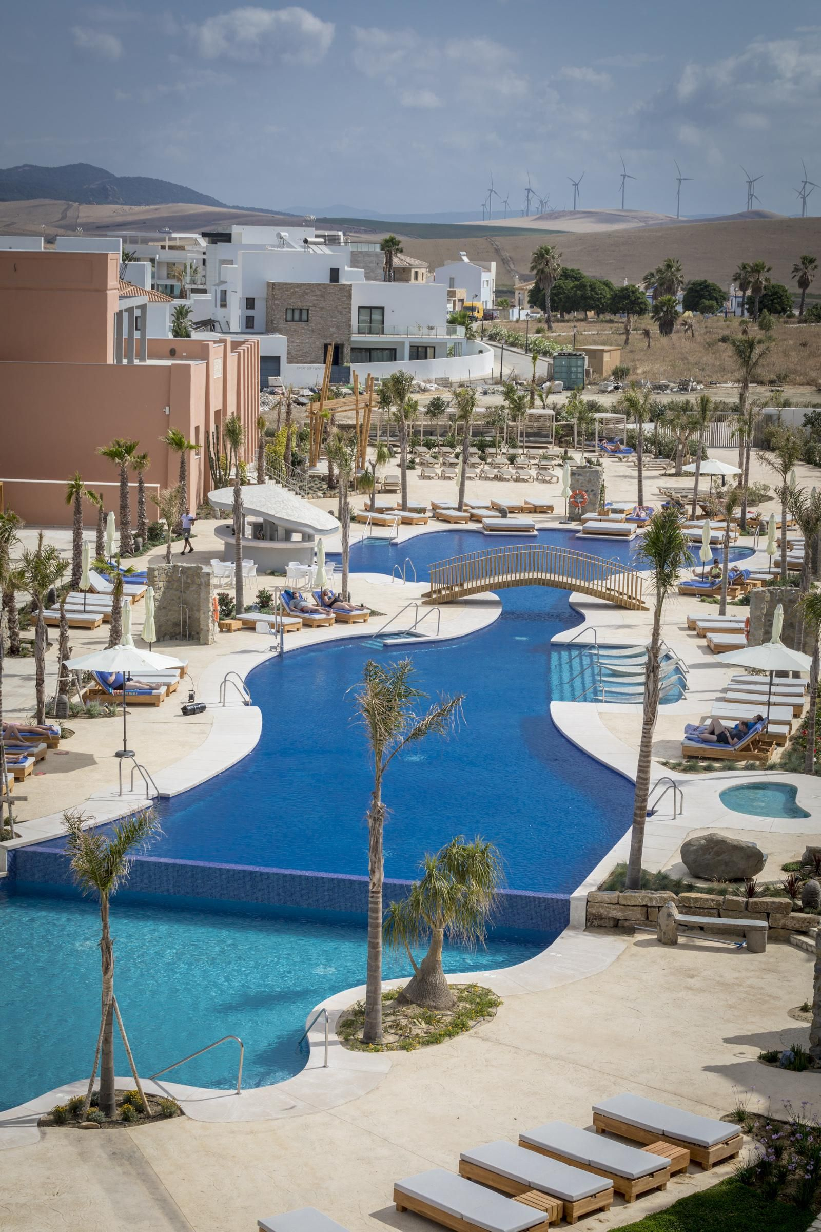 El hotel Zahara Beach & Spa, en imágenes