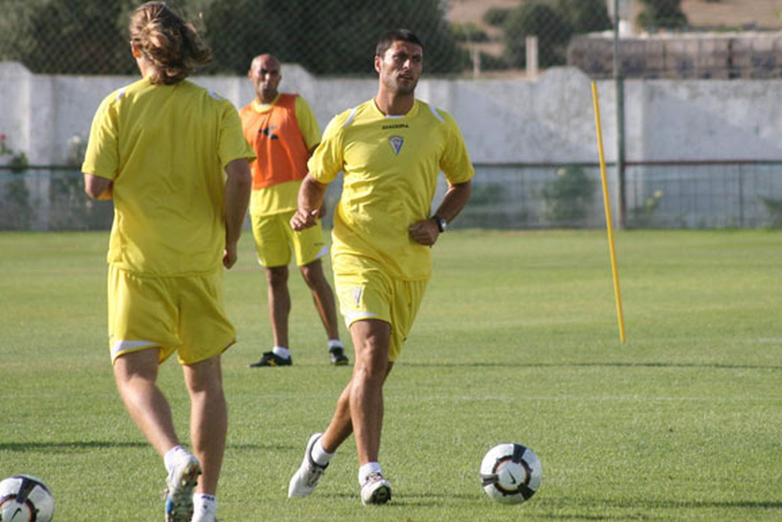 Diego Tristán espera su momento como "uno más" de la plantilla
