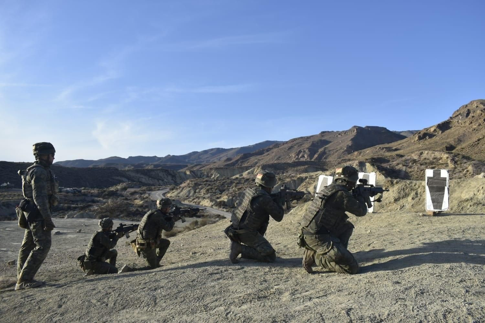Los Regulares de Melilla se prueban en Viator: guerra total en el ejercicio Alhucemas 25