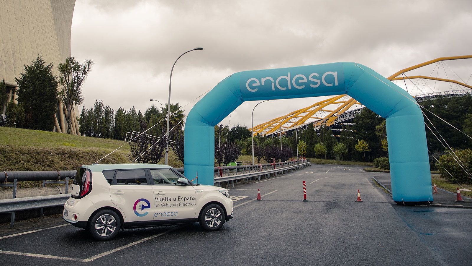 En su segunda edición, la Vuelta a España en Vehículo Eléctrico ha contado con la colaboración del fabricante surcoreano Kia.