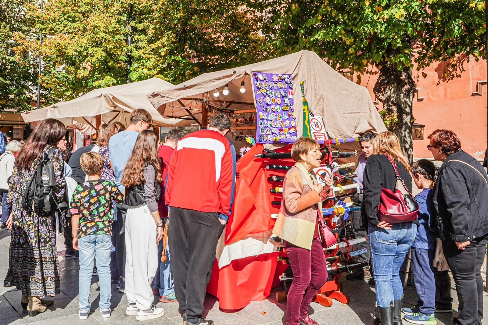 Feria japonesa en Granada: las imágenes de plaza Bib-Rambla
