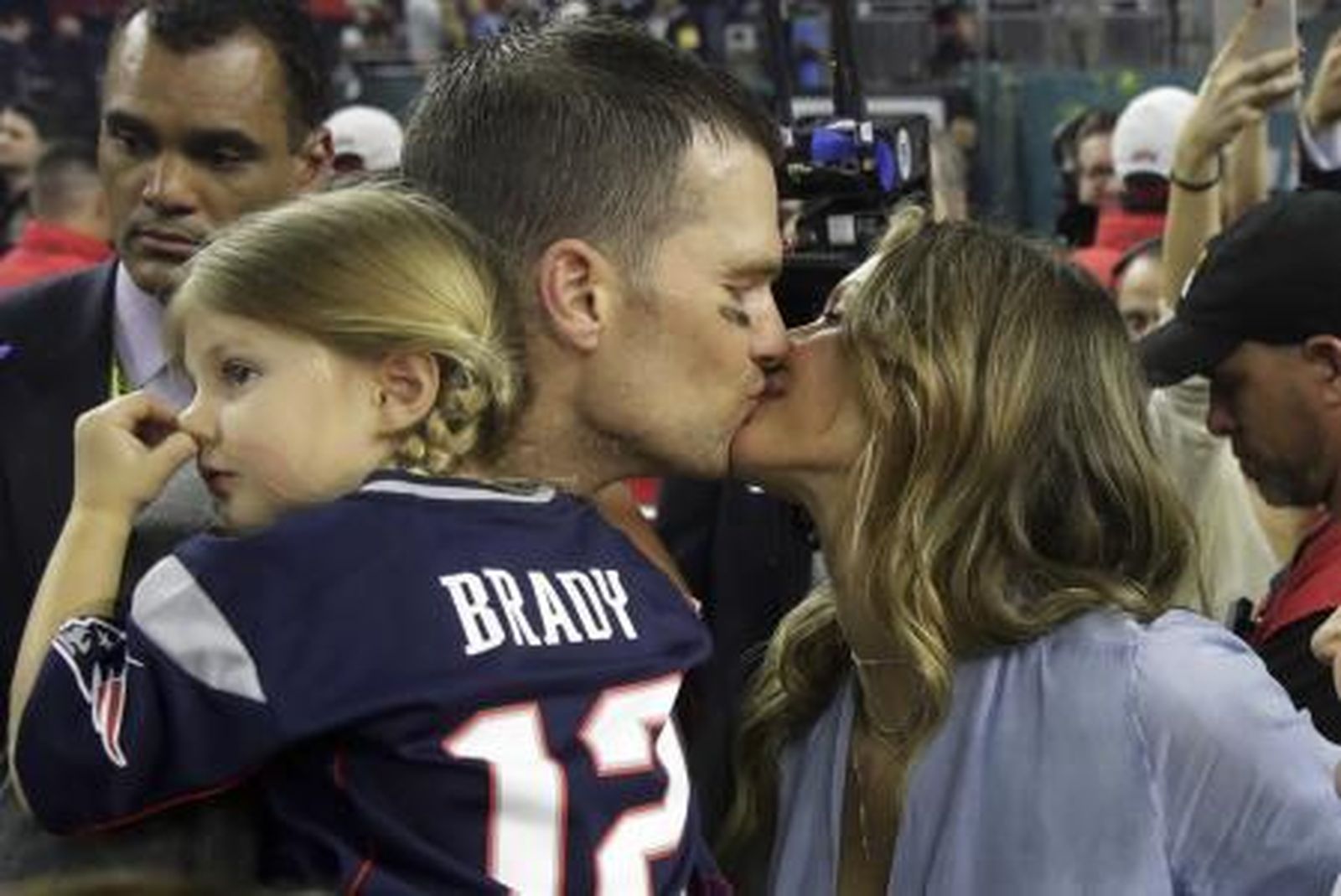 El beso de Gisele que eclipsó la Super Bowl