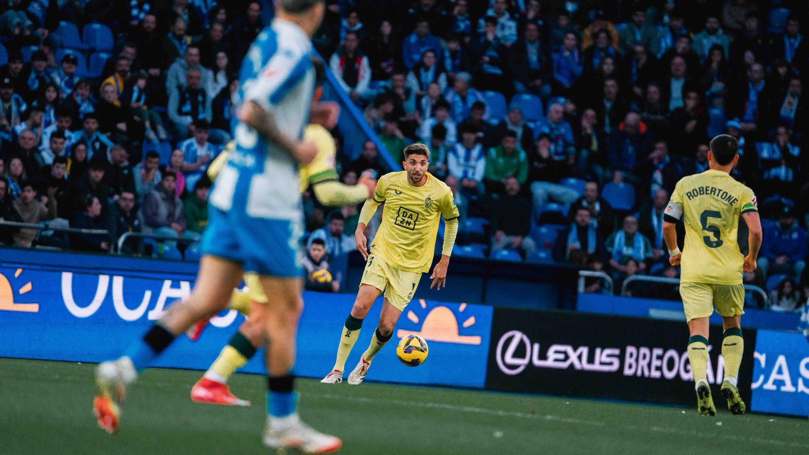 Édgar quedó retratado en las acciones del 2-0 y 3-0 de Riazor