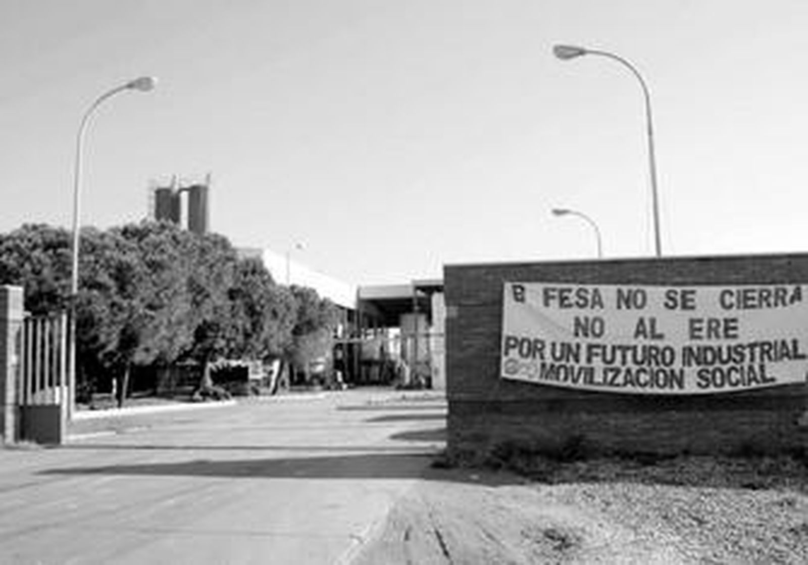 Los empleados se encerraron ayer en las instalaciones de la empresa.