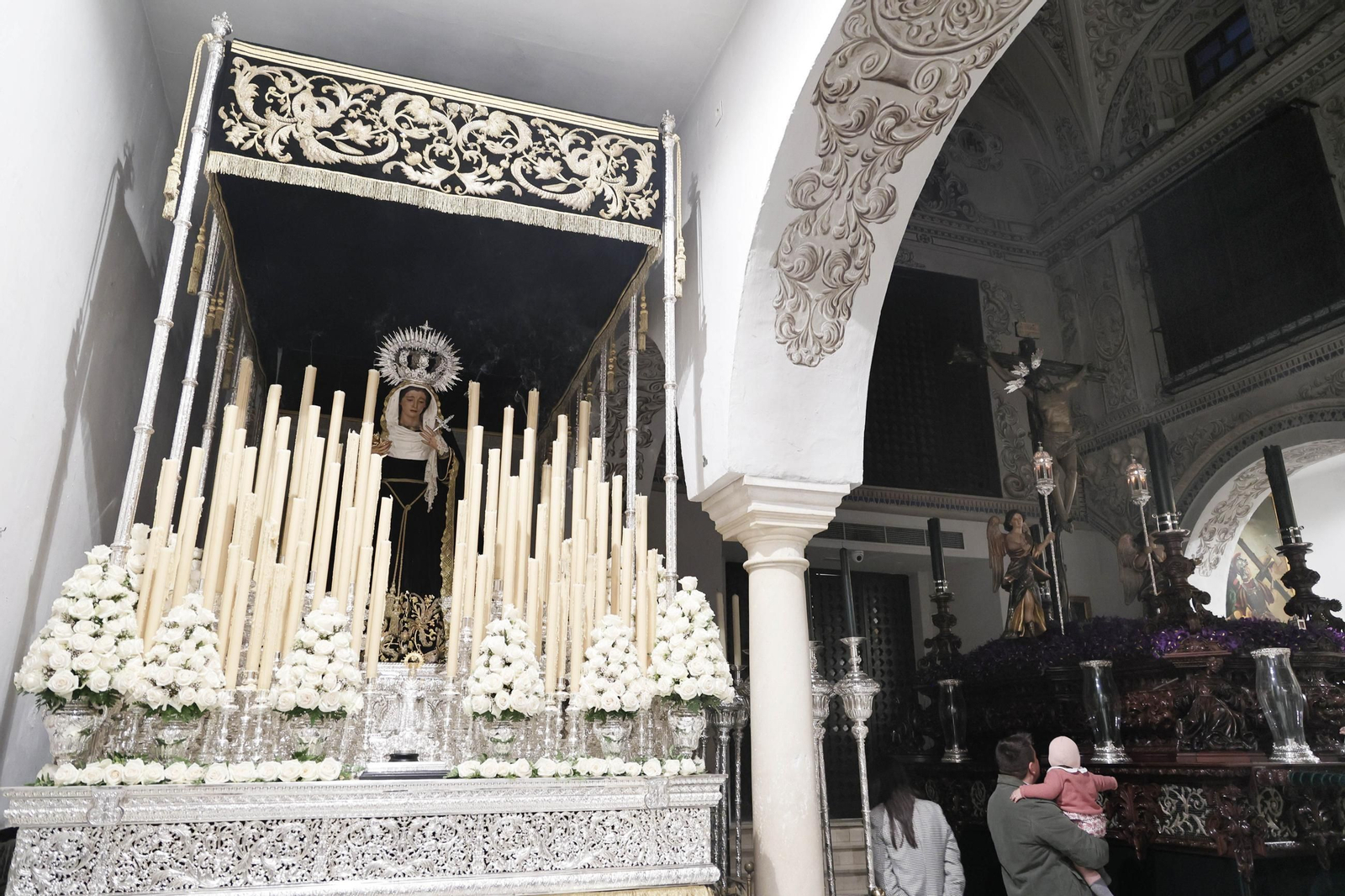 La Hermandad de la Vera Cruz en la Semana Santa de Sevilla 2025