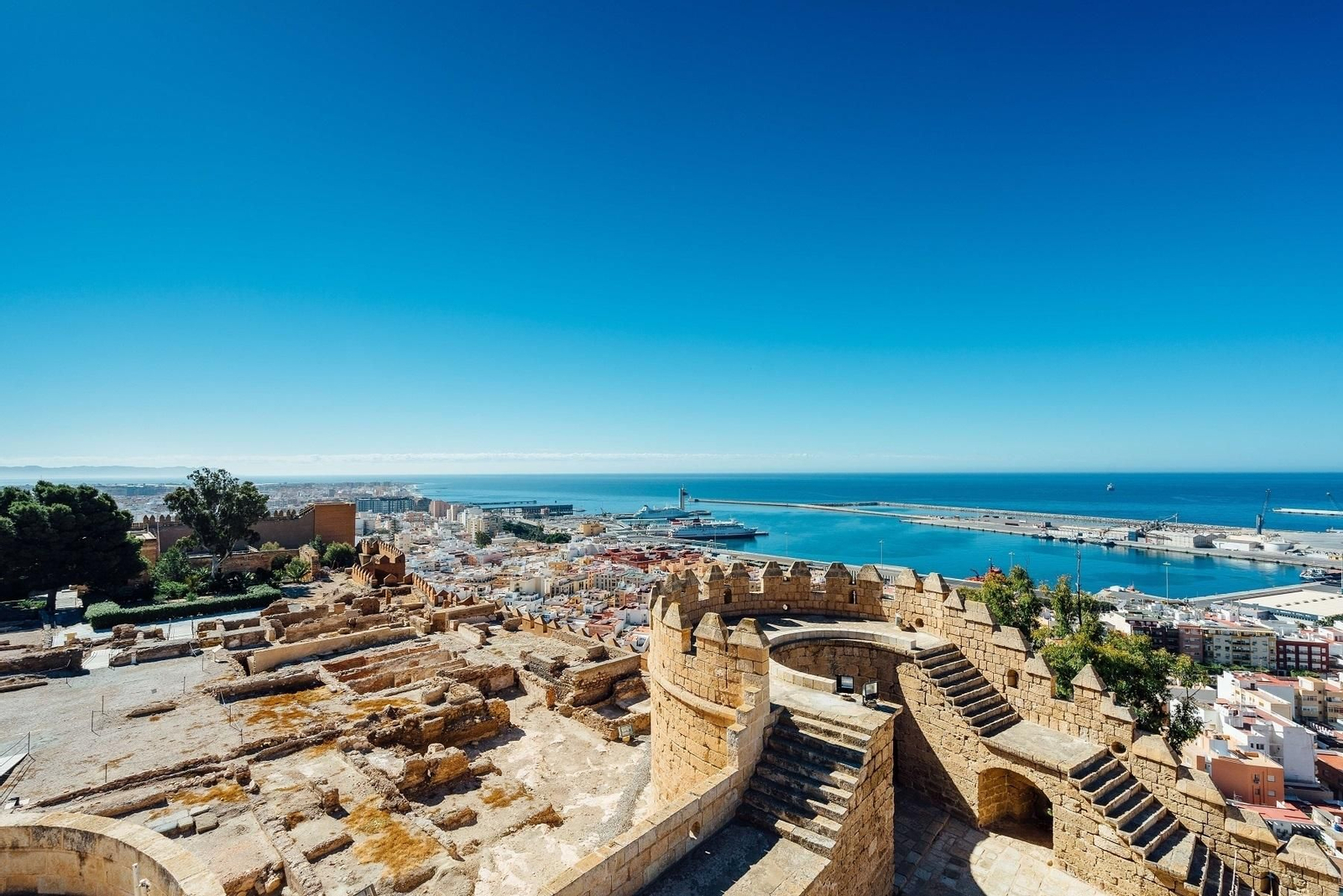 La Alcazaba ocupa la octava posición en el apartado relativo a museos y conjuntos arqueológicos.