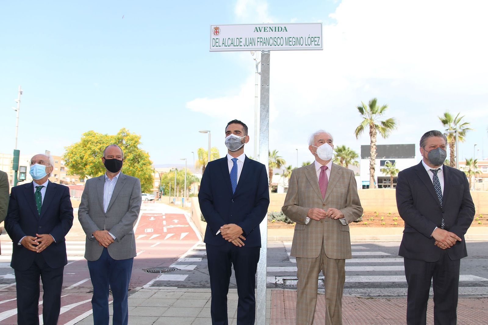 Fotogalería de la inauguración de la avenida en homenaje al exalcalde Juan Megino