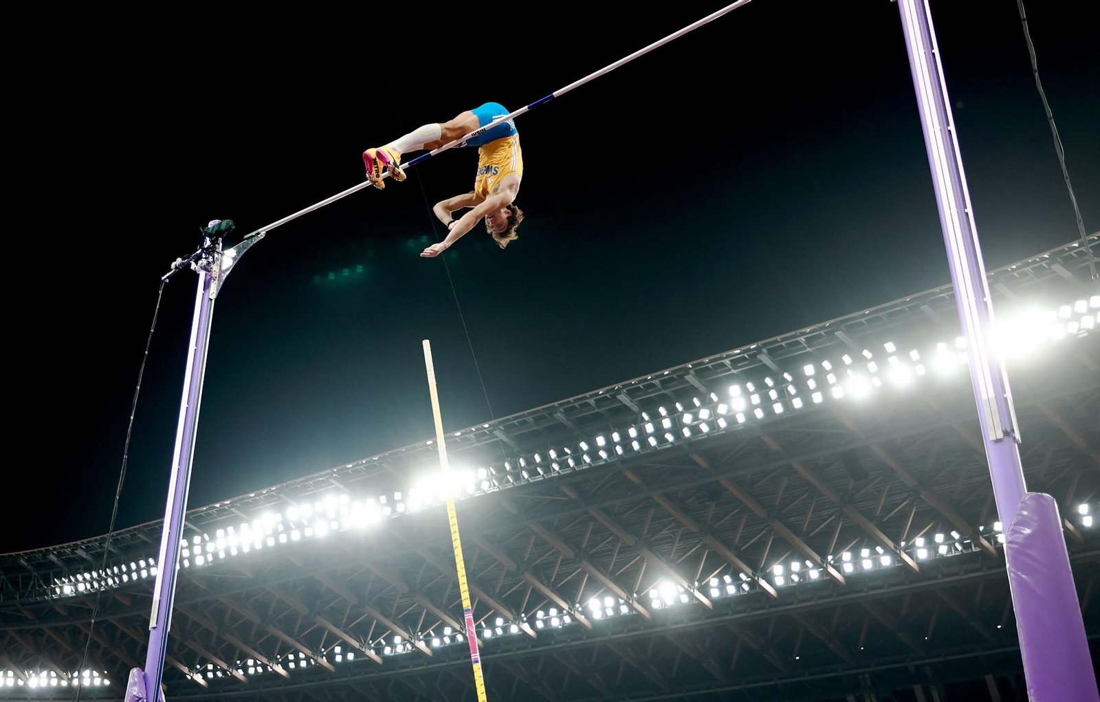 Las fotos del récord mundial de Duplantis y del resto de la jornada