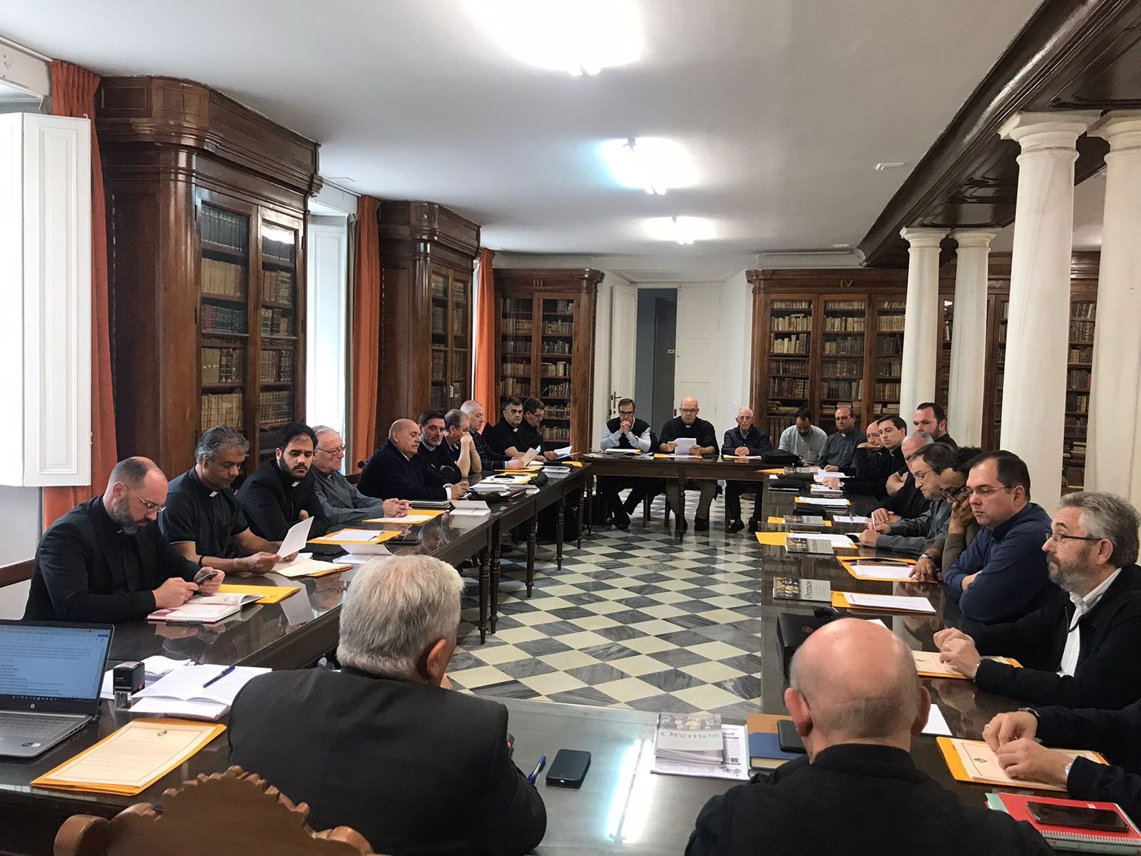 Constitución del nuevo consejo presbiteral del obispo de Cádiz y Ceuta.