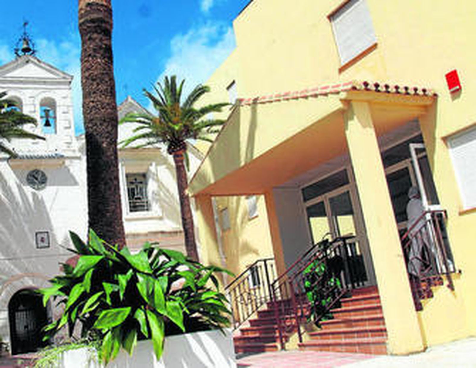 Imagen del asilo de los Ángeles, junto a la antigua iglesia.