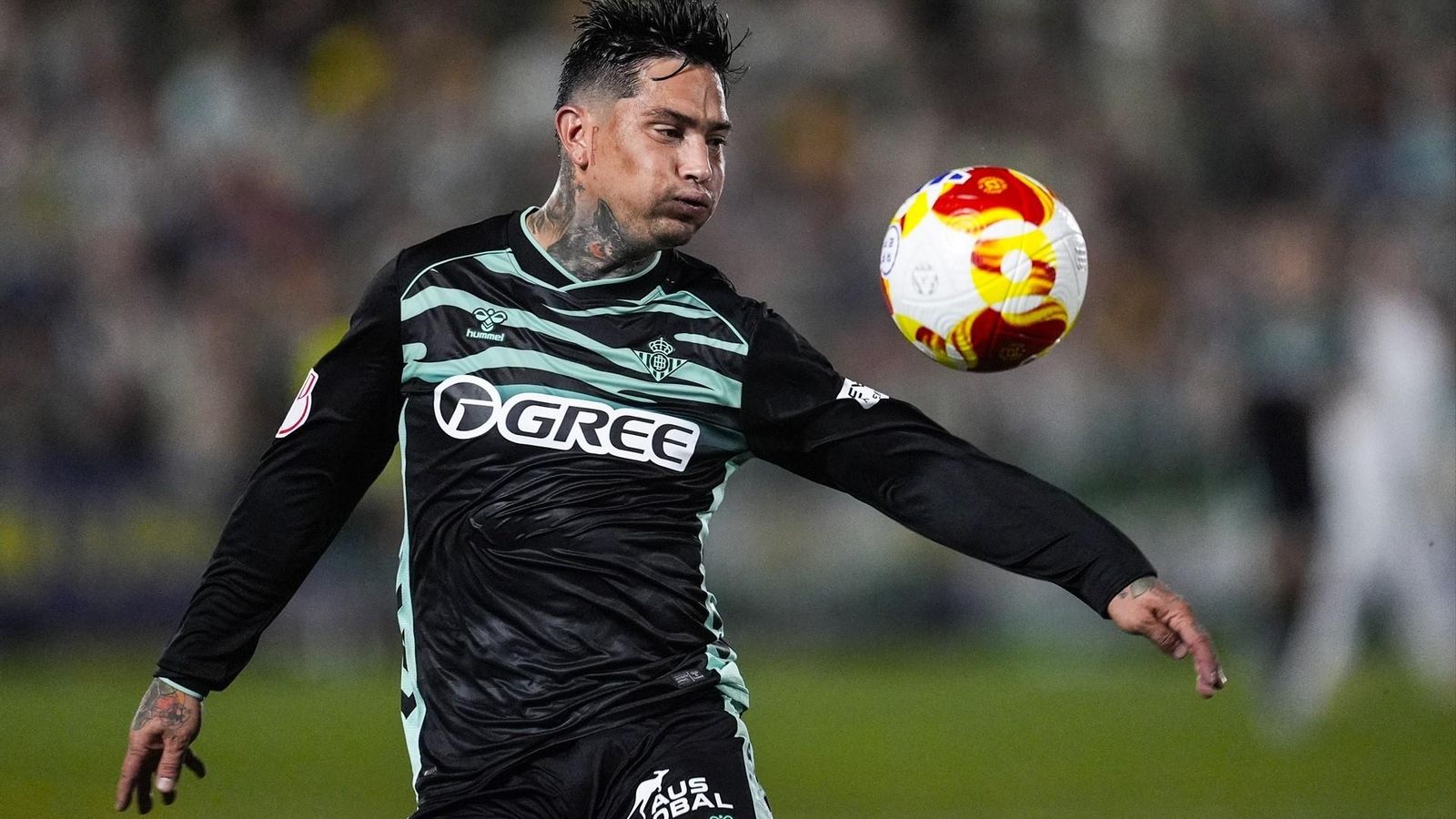 Chimy Avila, en un momento de la segunda parte.