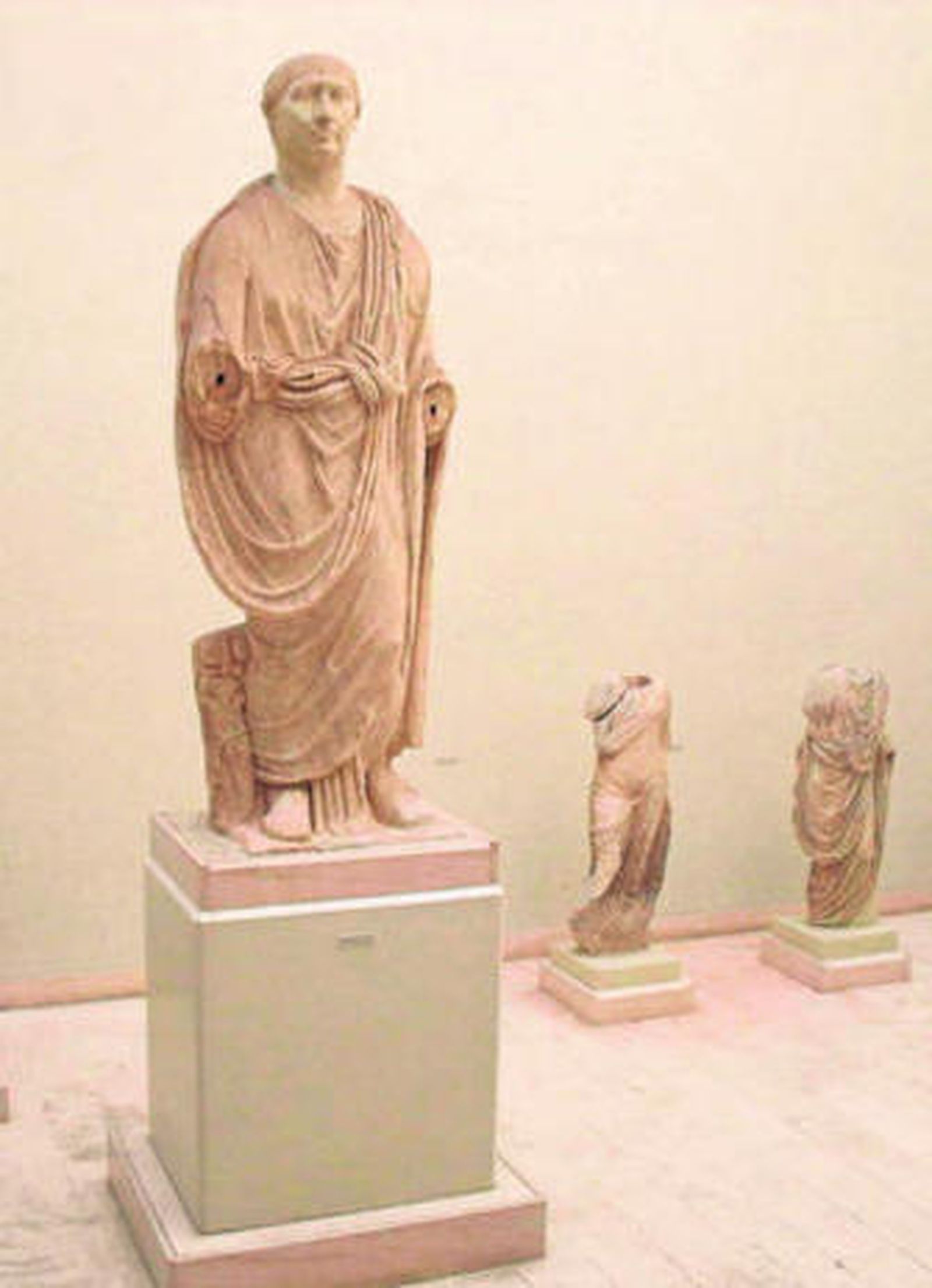 Estatua de Trajano, localizada en Baelo Claudia.