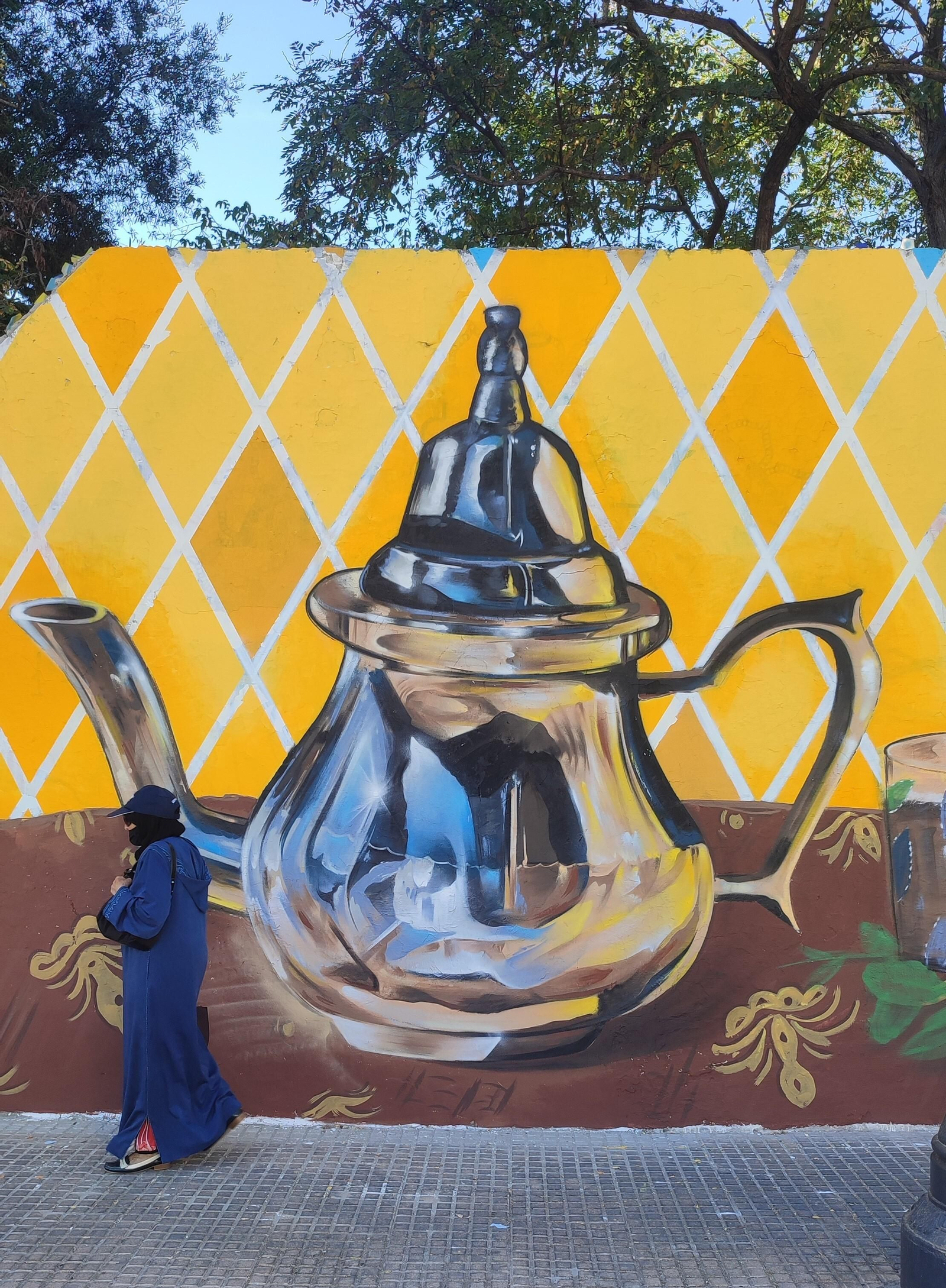 Una ruta por las obras de Sake Ink, el baenense que aspira a convertirse en mejor muralista del mundo