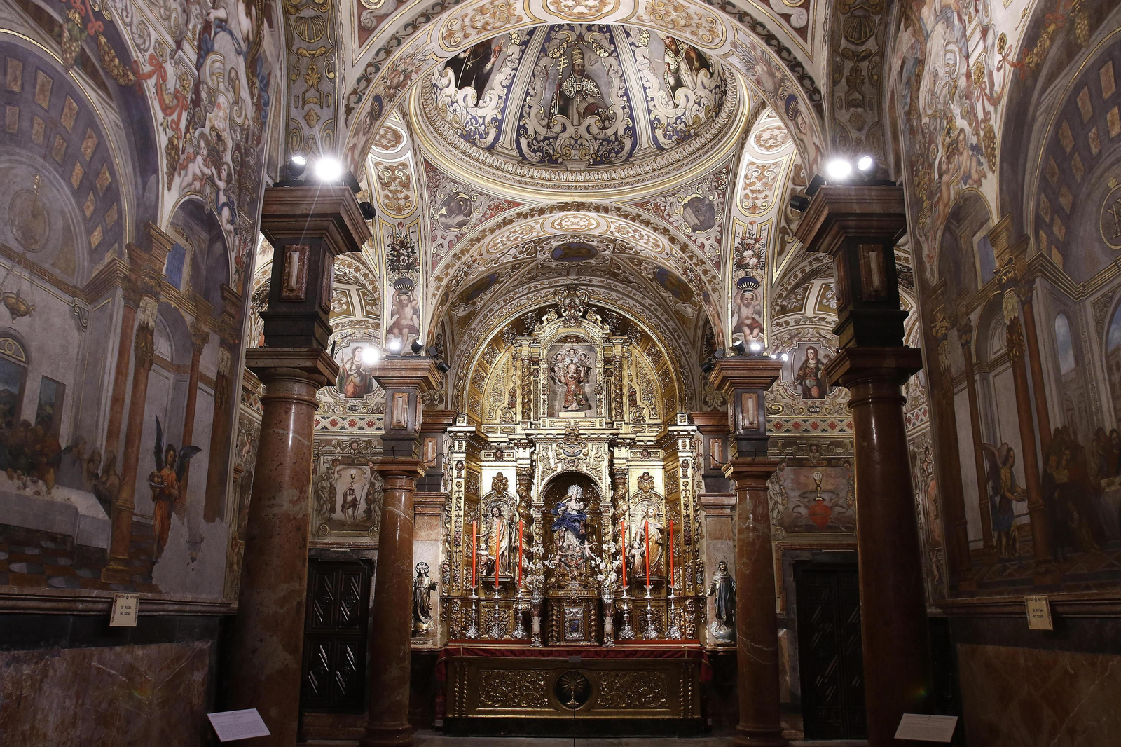 La capilla Sacramental de San Lorenzo, en la que se encuentra enterrad Juan Ramírez Bustamante