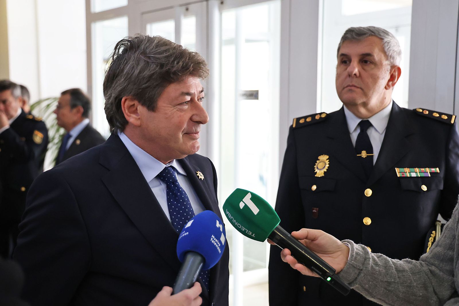 Imágenes del descubrimiento de un mosaico en la comisaria de la Policia Nacional