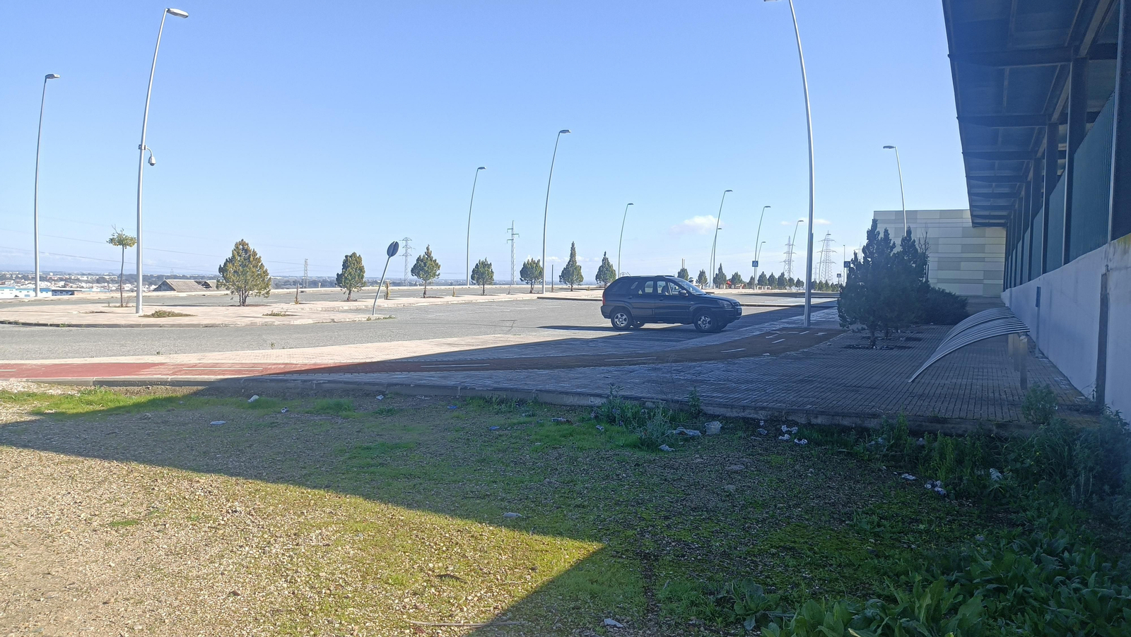 Salimos al apeadero de Renfe.