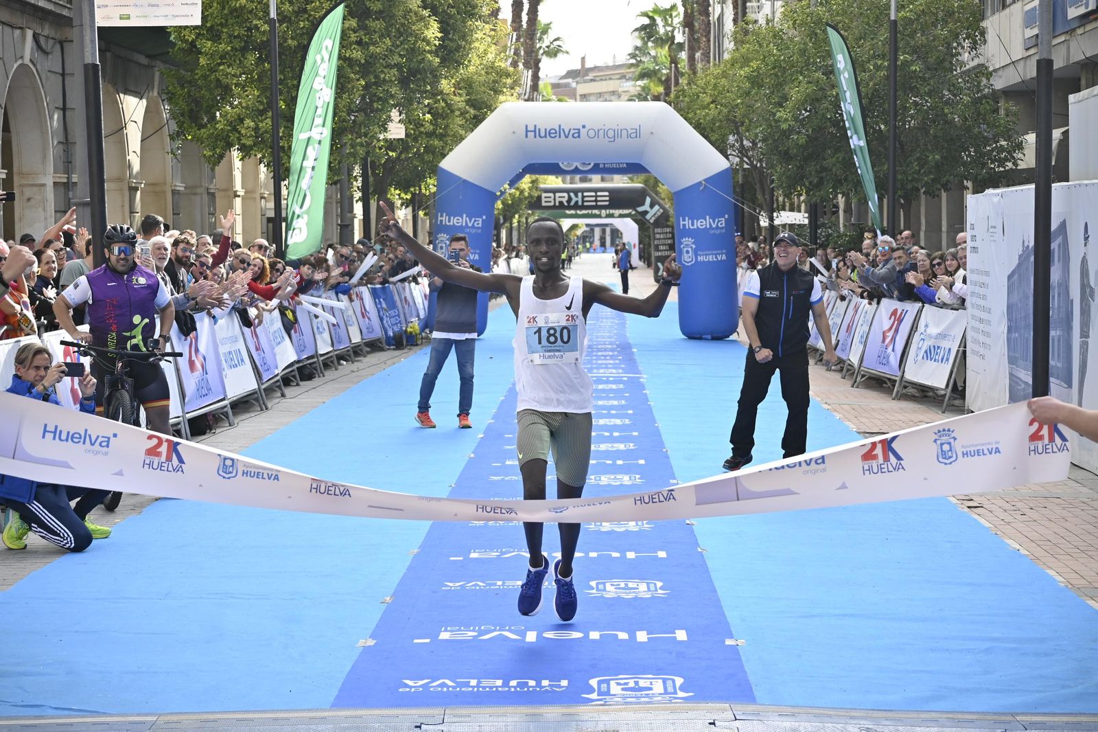 Imágenes de la Carrera 21K en Huelva
