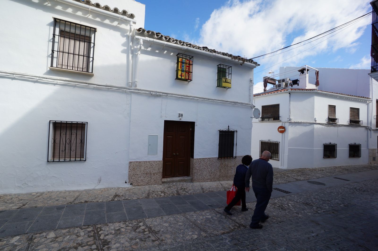 Las fotografías de un paseo por Zuheros, el municipio de Córdoba que resiste libre de covid