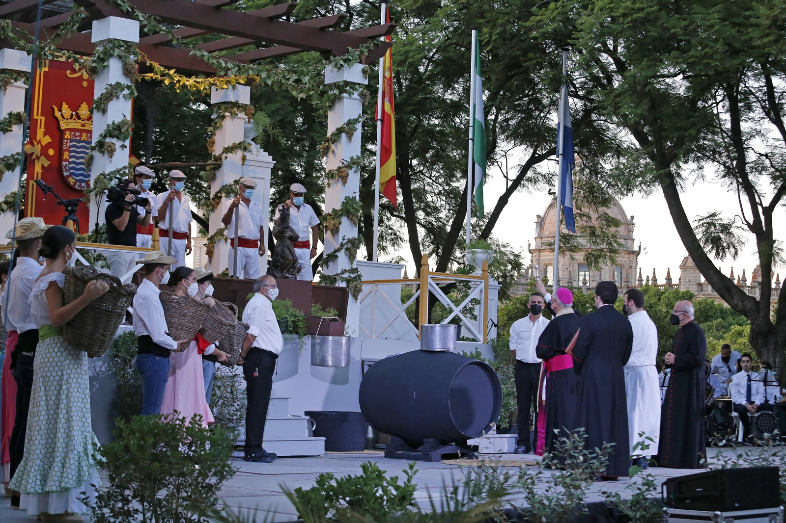 Imágenes de la Pisa de la Uva en la Alameda Vieja